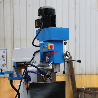 Fräsmaschine-Stahlmetallverarbeitung der Bohrungs-ZX6332